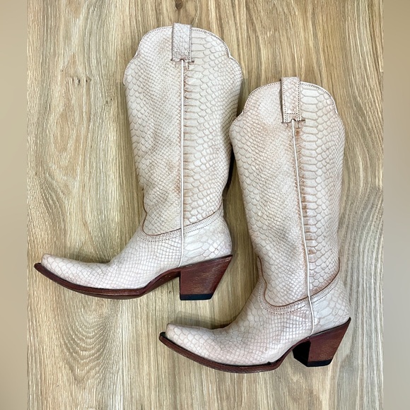 IDYLLWIND STRUT WHITE WESTERN BOOTS - SNIP TOE Size 9 EUC - Picture 7 of 11